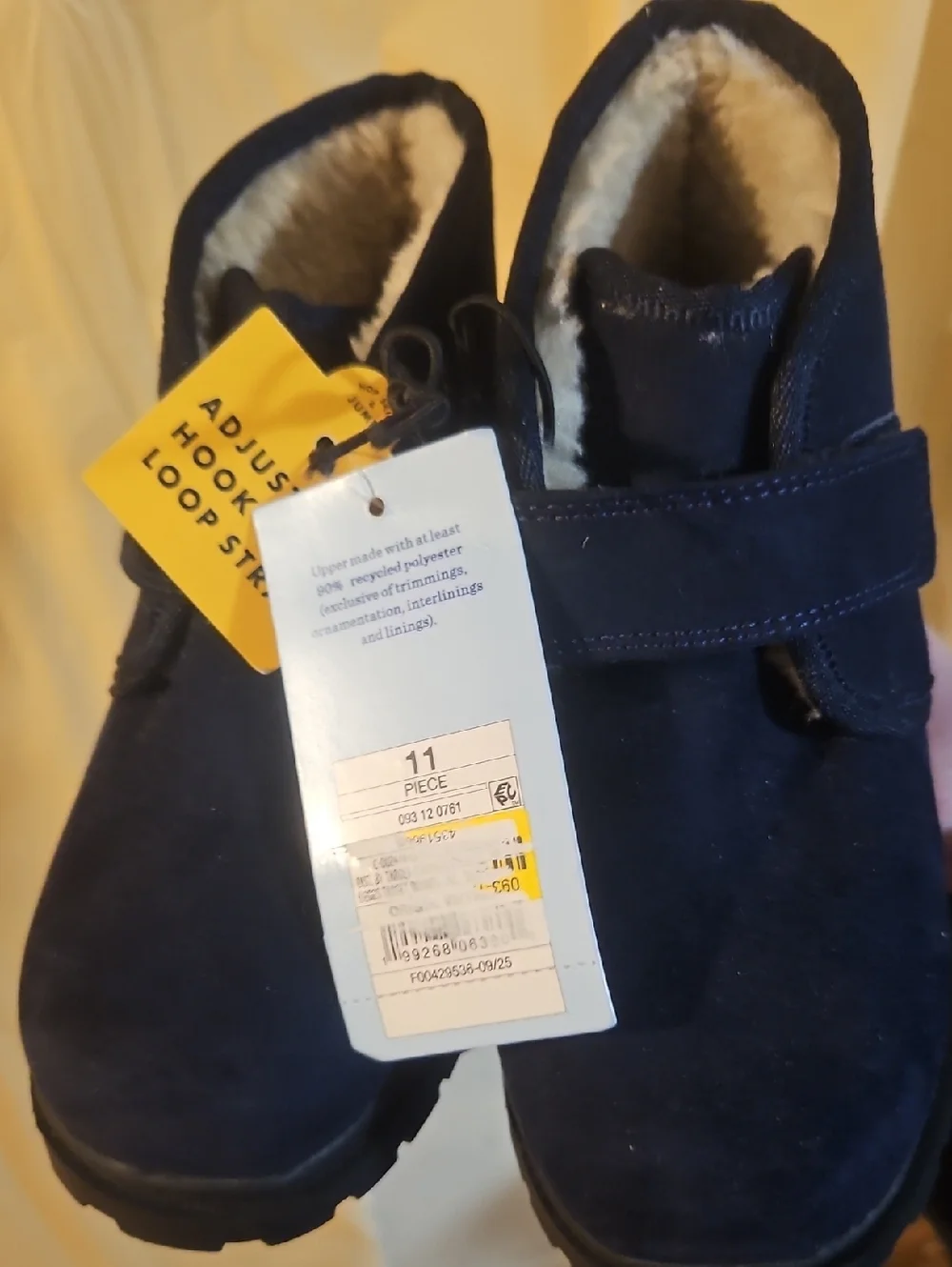 CAT & JACK MAGNUS SHERPA LINED SHOES: NAVY: NEW WITH TAGS: SIZE 11